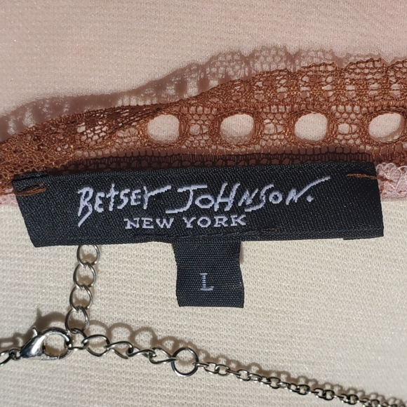 Vintage♡ BETSEY JOHNSON - Sheer Floral Lace Dress! - Picture 5 of 5